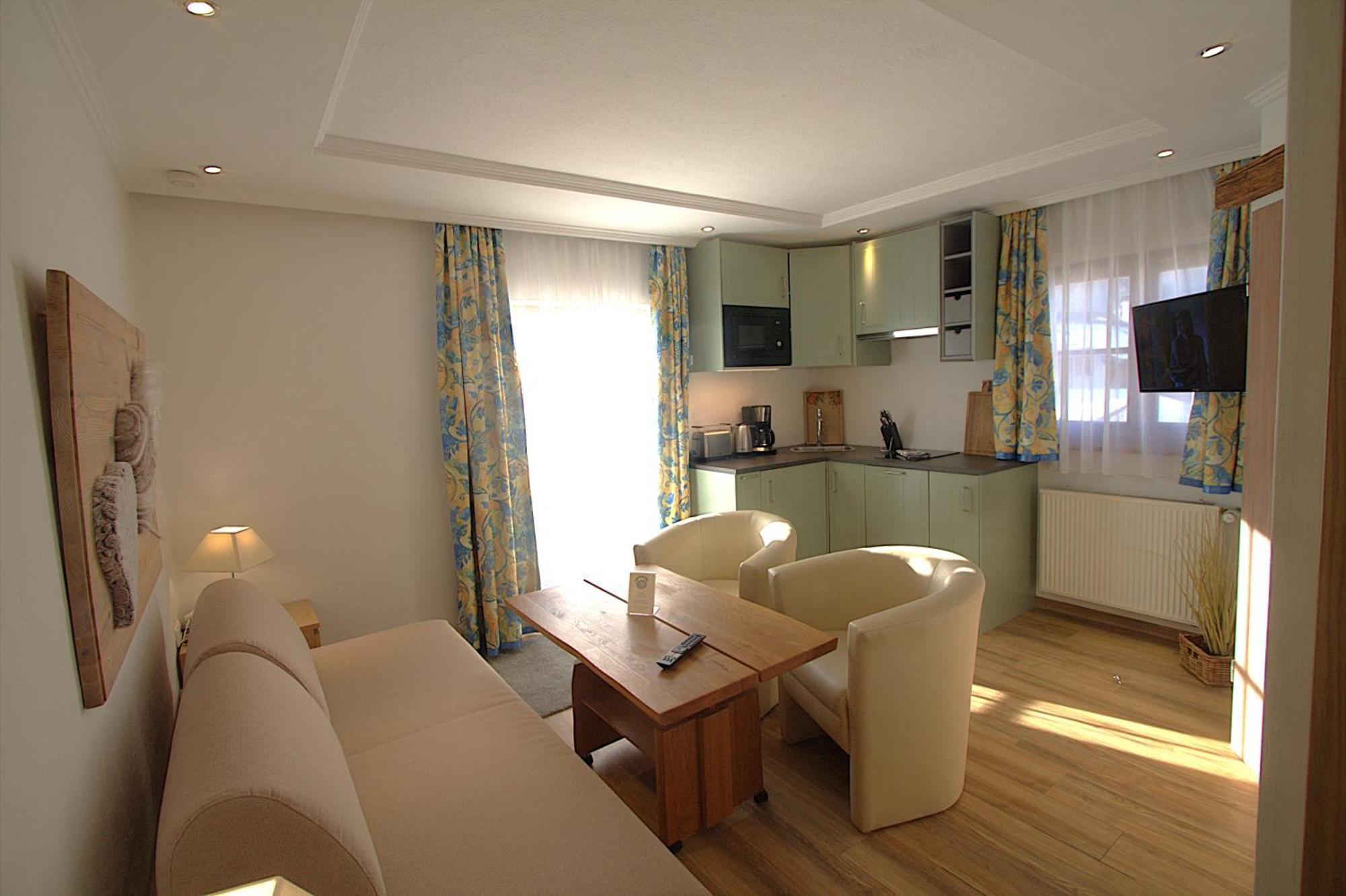 Haus Sonnenschein Hotel Grainau Buitenkant foto